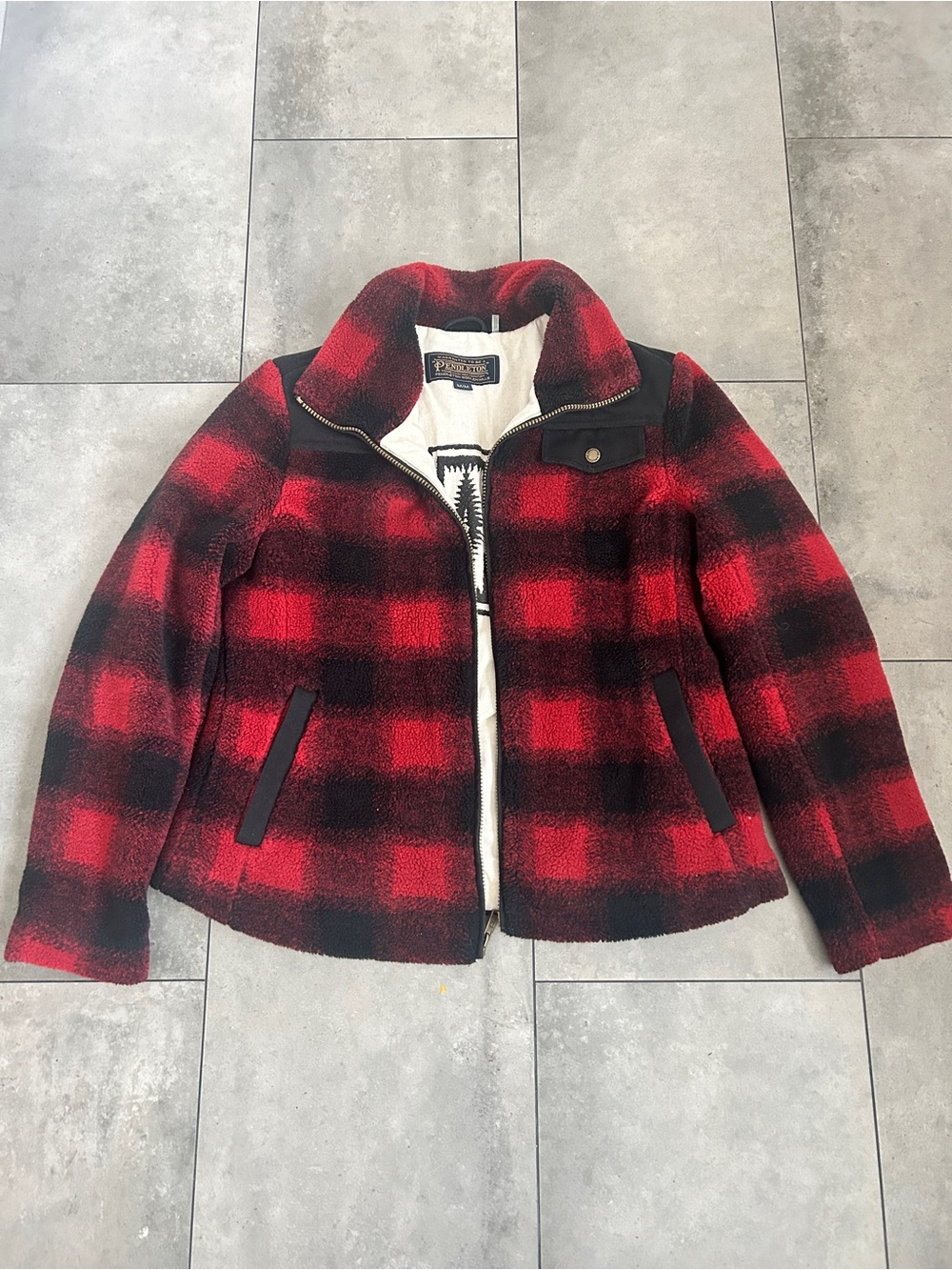 Pendleton Camas Red Buffalo Plaid Fleece Jacket M